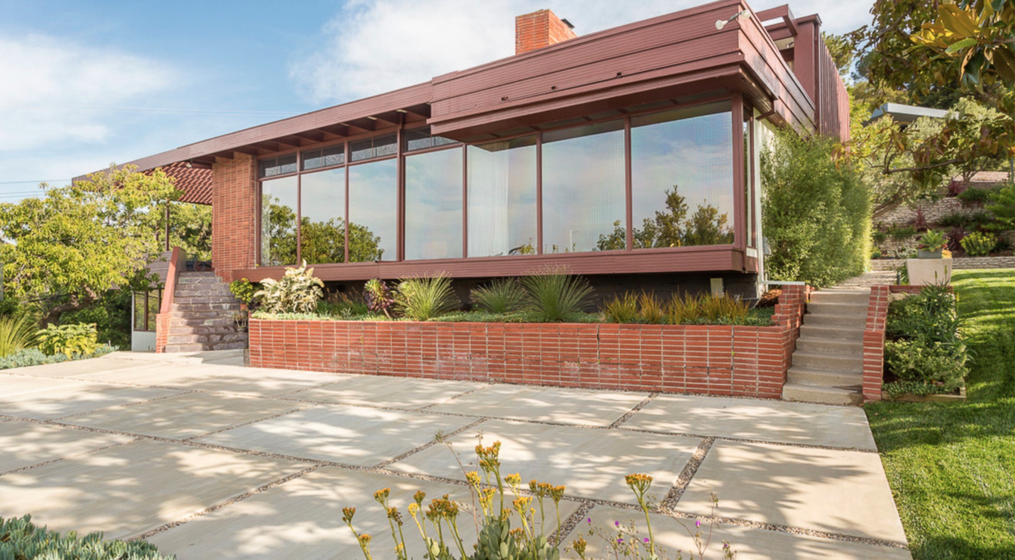 Curbed.com: Sublime 1949 modern by Rodney Walker asking $3M in Sherman Oaks