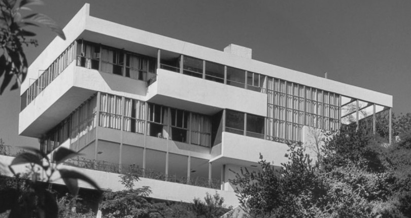 Richard Neutra-Designed Lovell Health House in Los Angeles Sells for $8.75 Million
