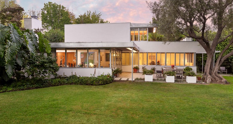 Two Historic Richard Neutra Homes Hit the Los Angeles Market
