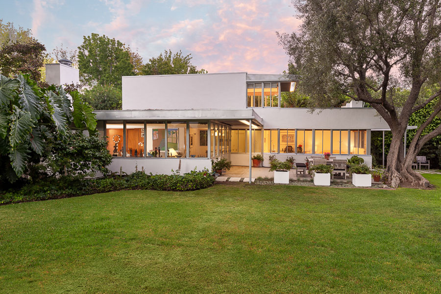 Two Historic Richard Neutra Homes Hit the Los Angeles Market