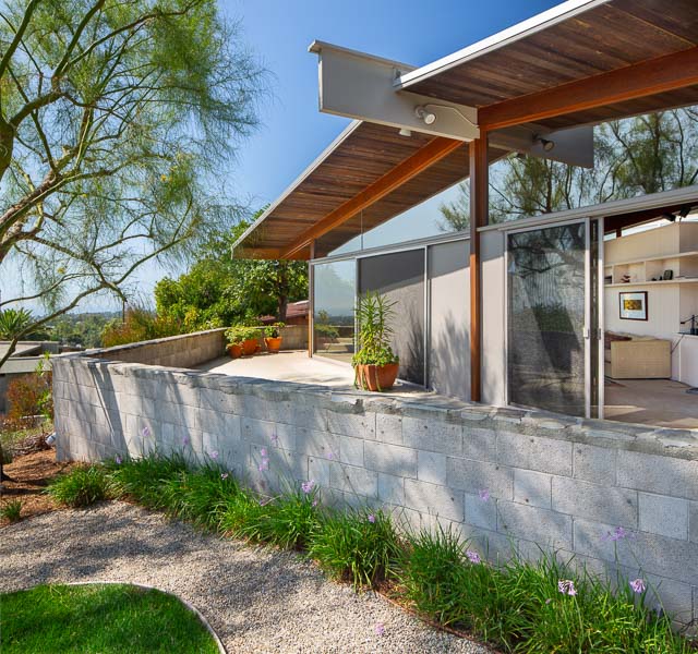 The Paul and Rose Stoleroff House, HCM #721
