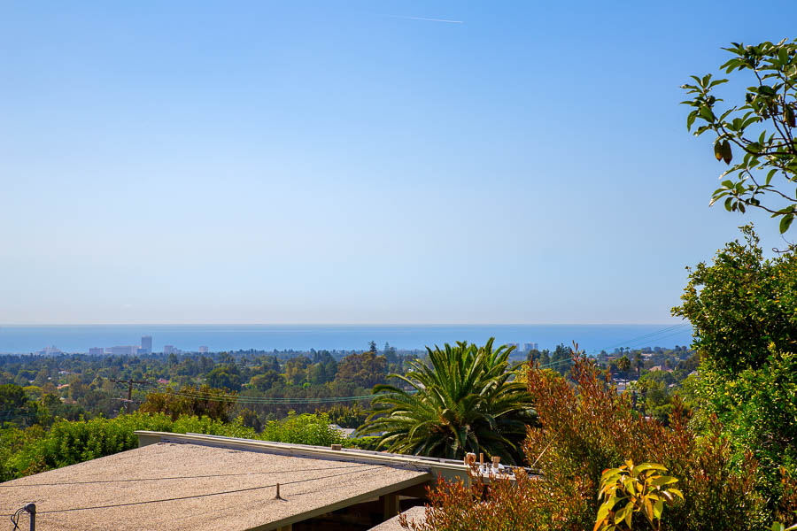 The Paul and Rose Stoleroff House, HCM #721