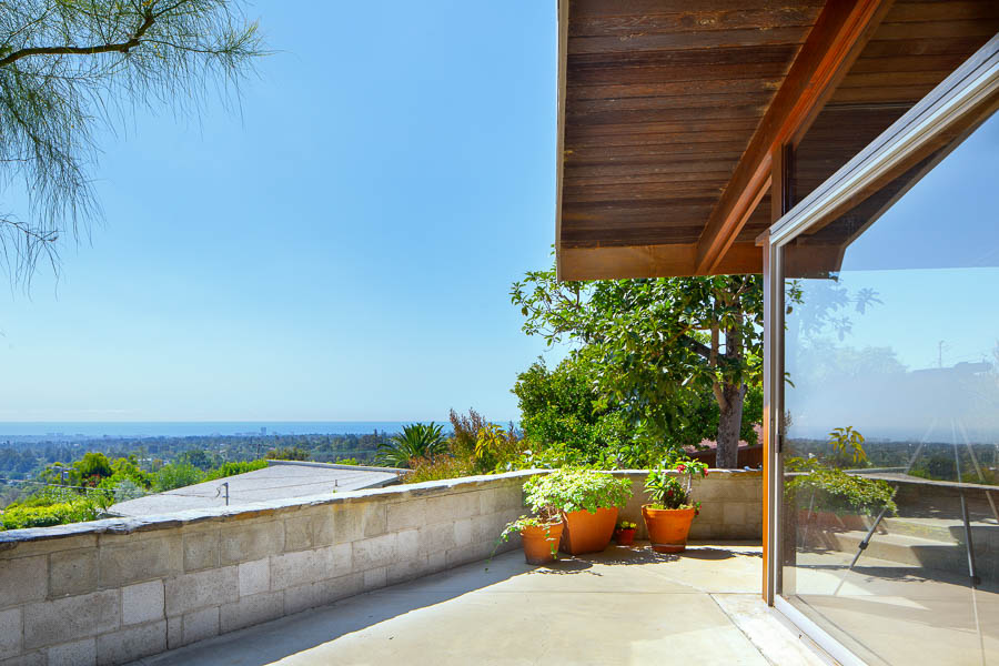 The Paul and Rose Stoleroff House, HCM #721