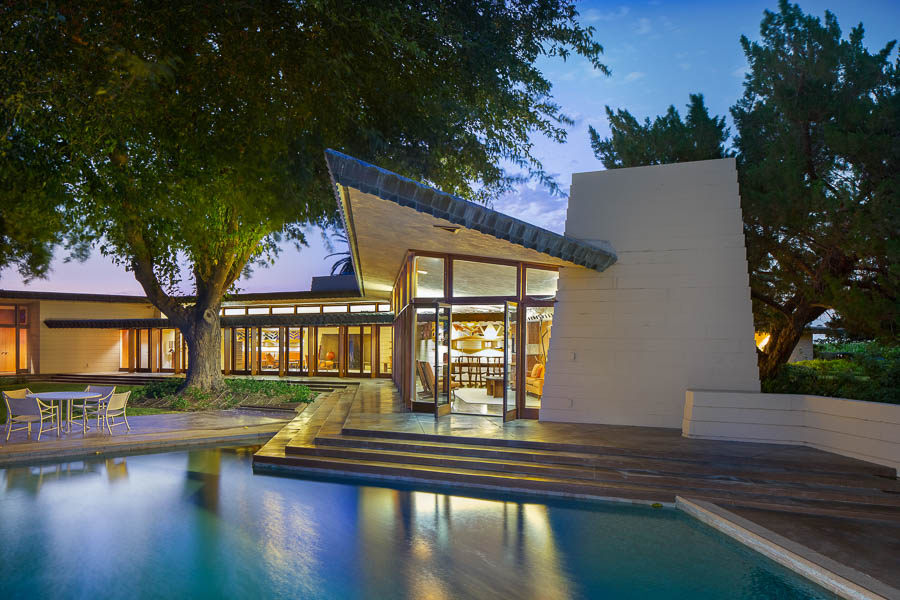 Frank Lloyd Wright - Central California Country Retreat