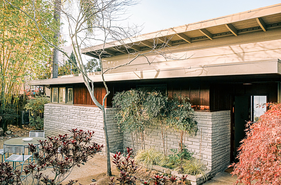 The ‘Pyramid Bungalow’