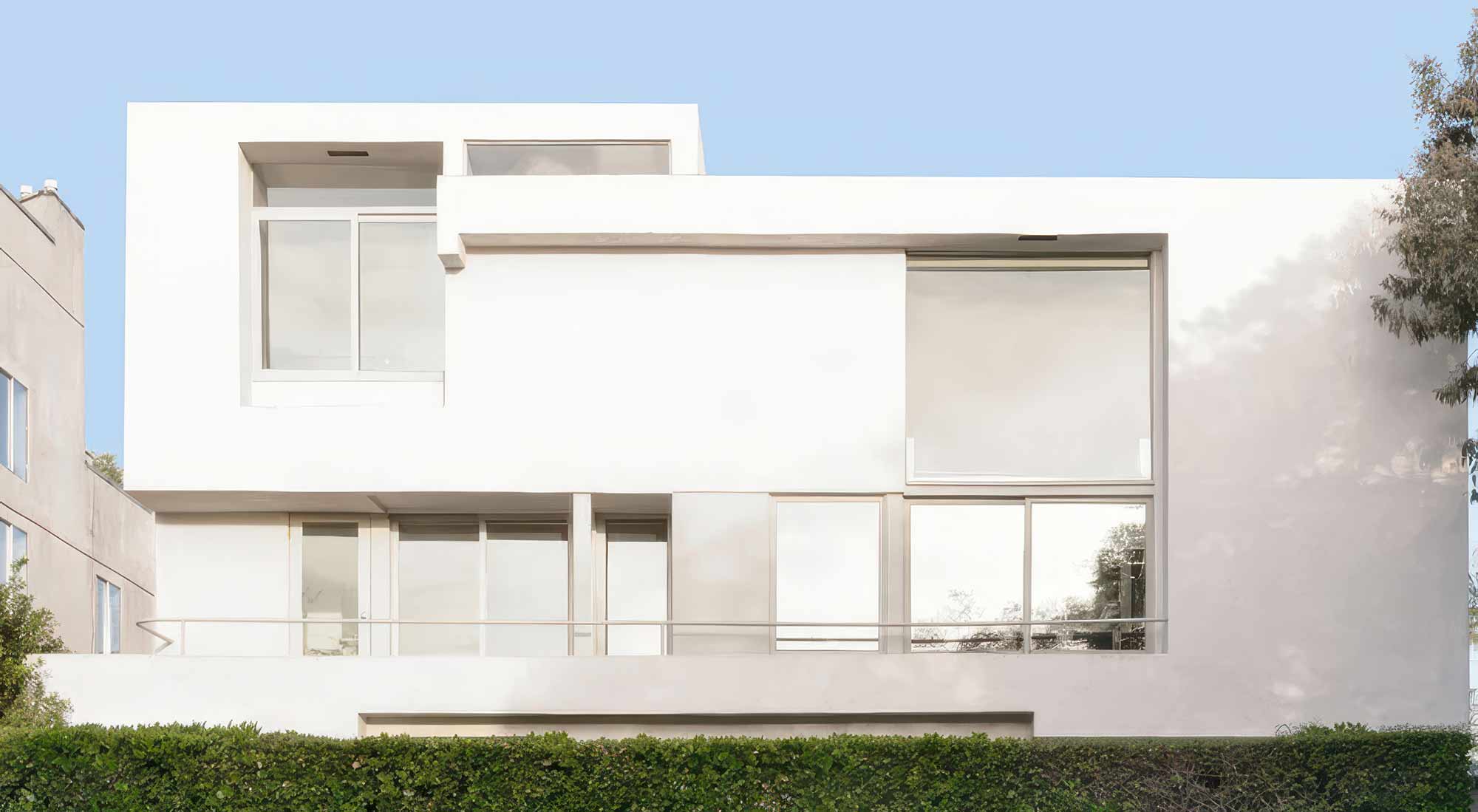Modernist Work Space Available