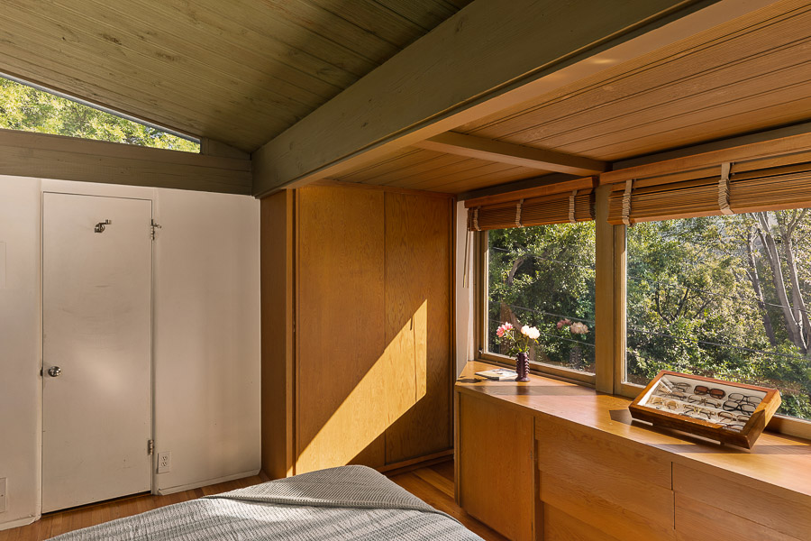 The Roxy Roth House, 1946