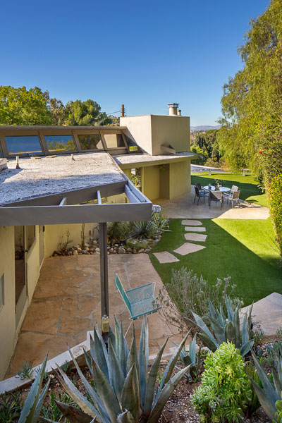 The Roxy Roth House, 1946