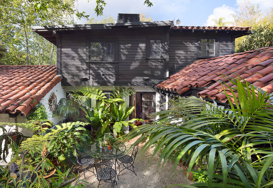 An abode in the Forest of Arden